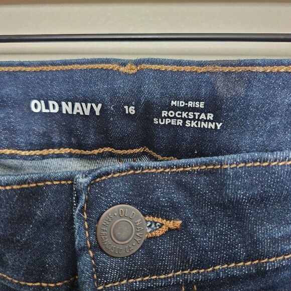 Bundle Old Navy Mid Rise Rockstar Super Skinny Jeans (2) Size 16, 16 Long - Picture 6 of 14